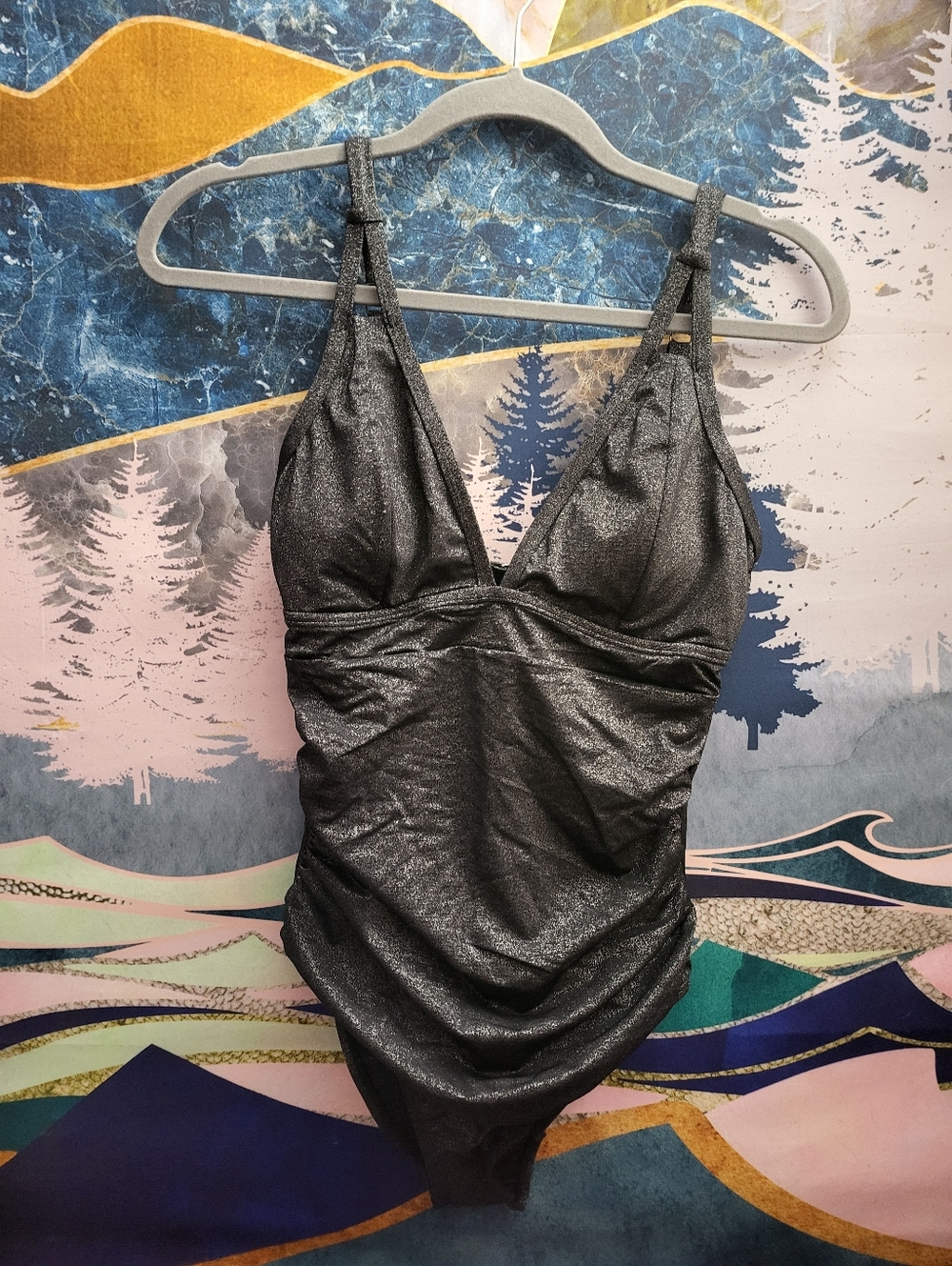 NWT! Cupshe Classic Black V-Neck One-Piece Swimsuit